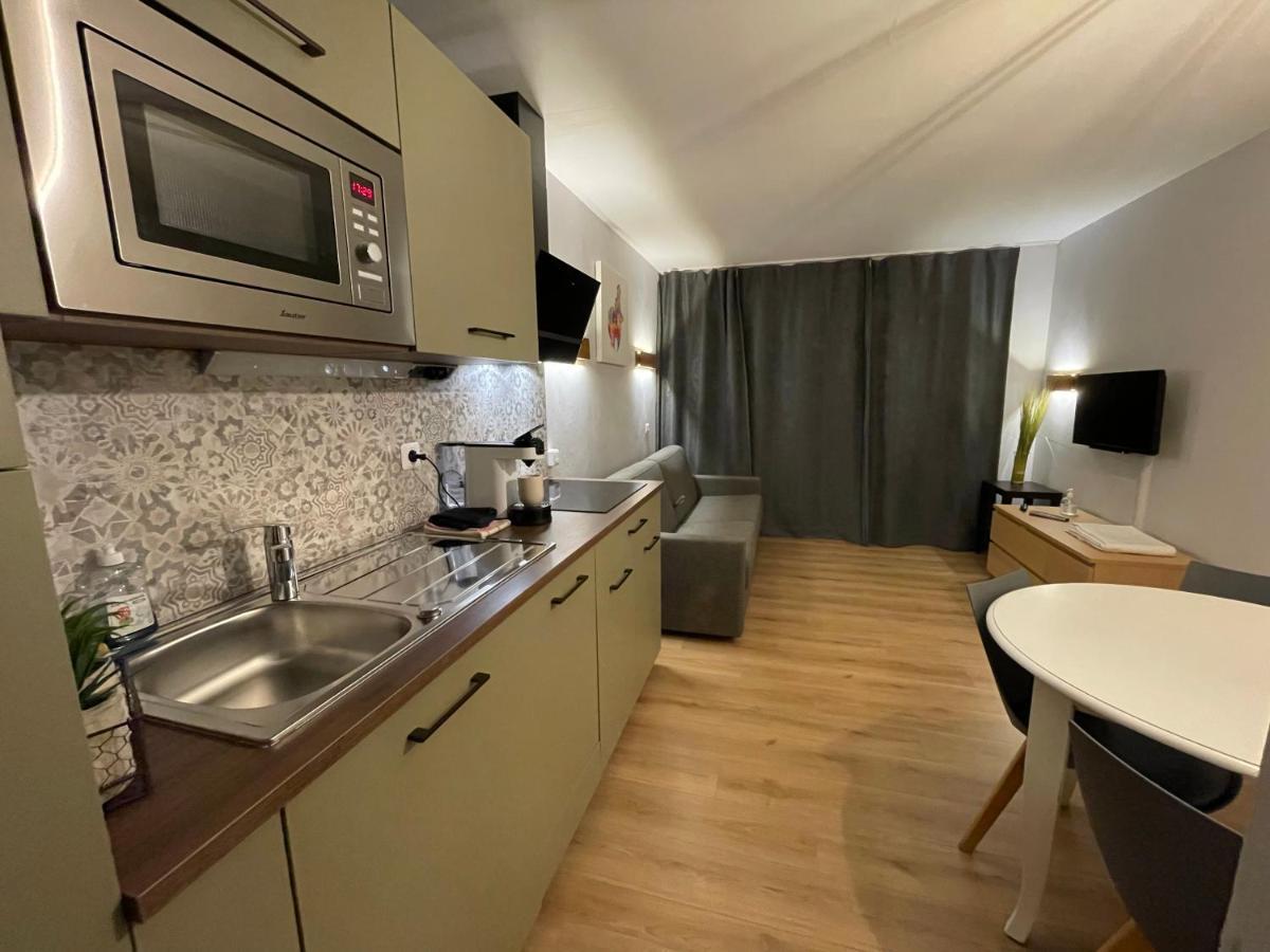 מאלמור Studio Sur Le Domaine Du Golf De Pont Royal מראה חיצוני תמונה