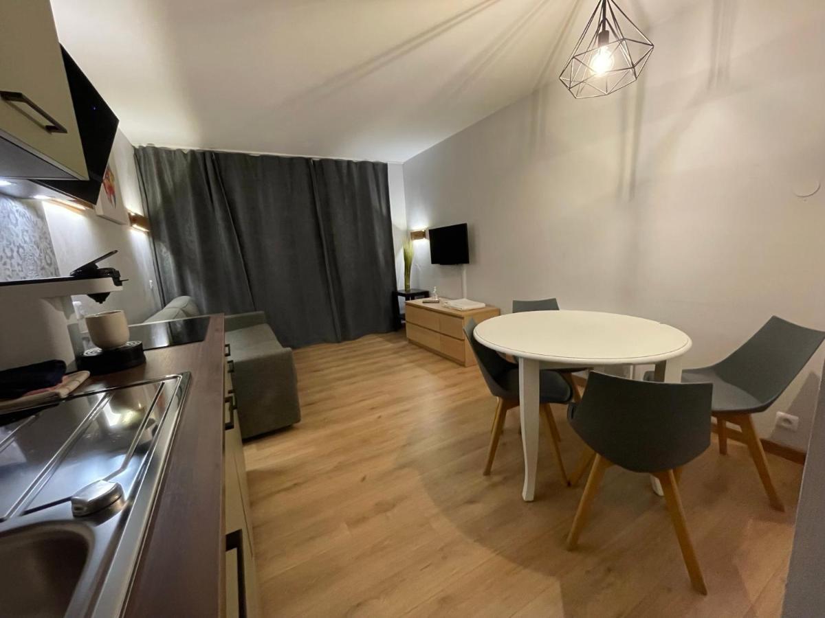 מאלמור Studio Sur Le Domaine Du Golf De Pont Royal מראה חיצוני תמונה