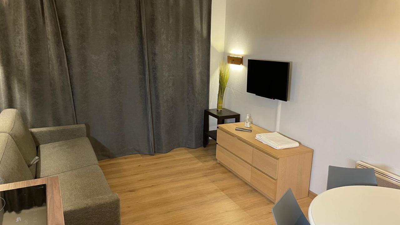 מאלמור Studio Sur Le Domaine Du Golf De Pont Royal מראה חיצוני תמונה